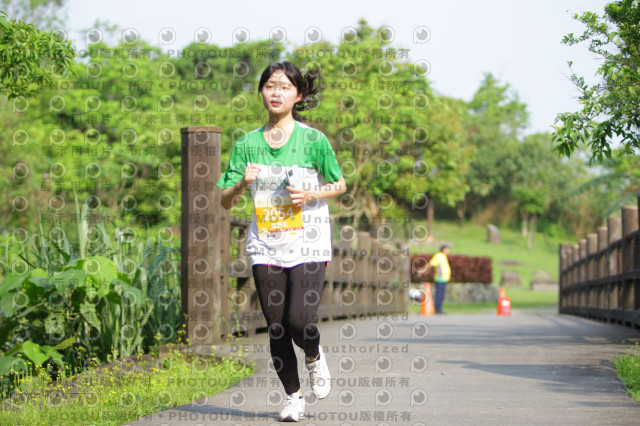 2021冬山柚花追香半程馬拉松