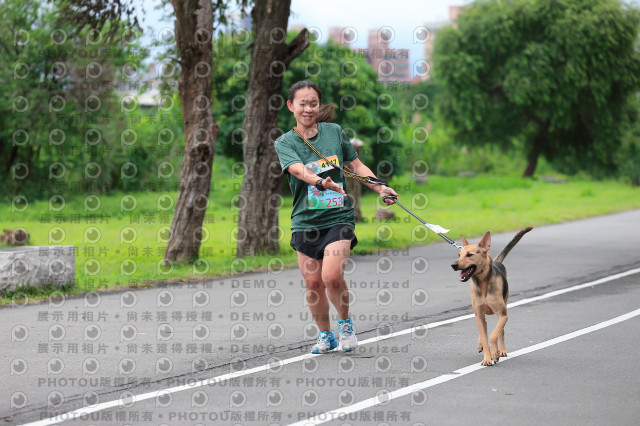 2021第四屆奔跑吧!毛小孩路跑綠寶石寵物公園場