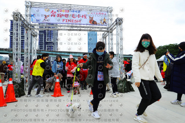 2023咪可思奔跑吧!毛小孩公益路跑 -三重水樣加開場