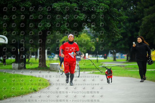 2023咪可思奔跑吧!毛小孩公益路跑 -三重水樣加開場