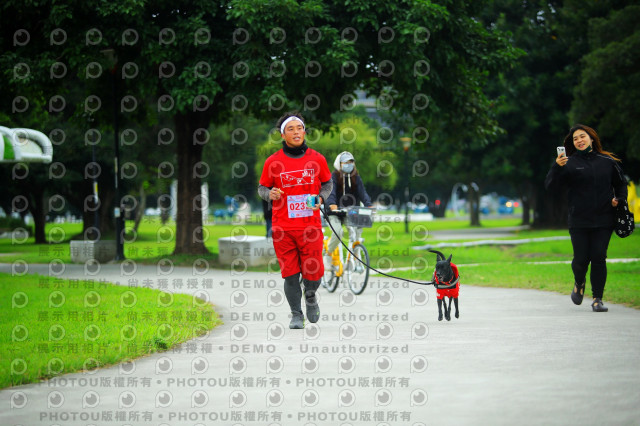 2023咪可思奔跑吧!毛小孩公益路跑 -三重水樣加開場