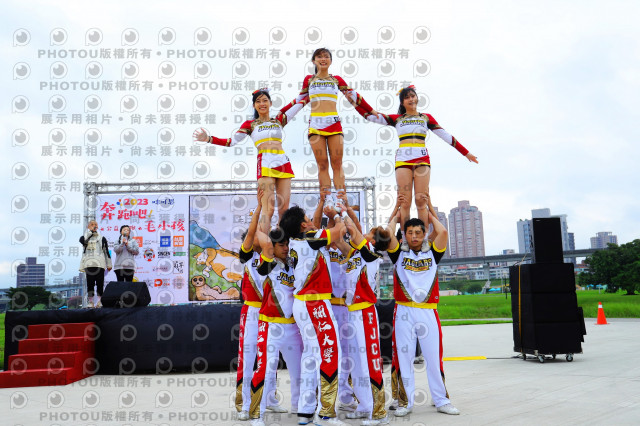 2023咪可思奔跑吧!毛小孩公益路跑 -三重水樣加開場