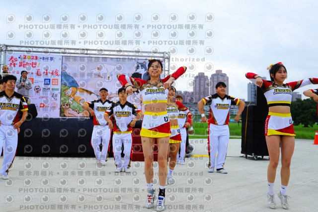2023咪可思奔跑吧!毛小孩公益路跑 -三重水樣加開場