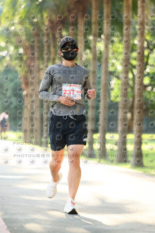 2025SPORTAIWAN感恩馬拉松